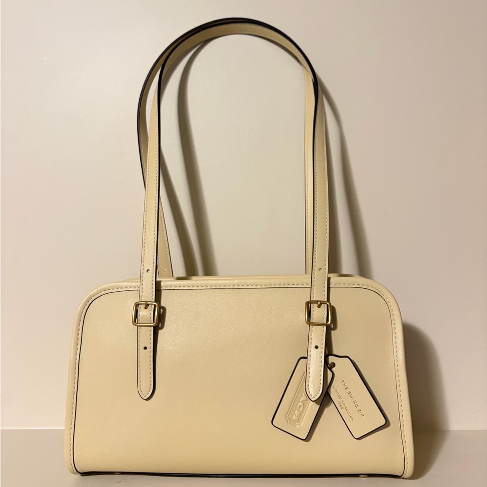 Coach Swing Zip Bag